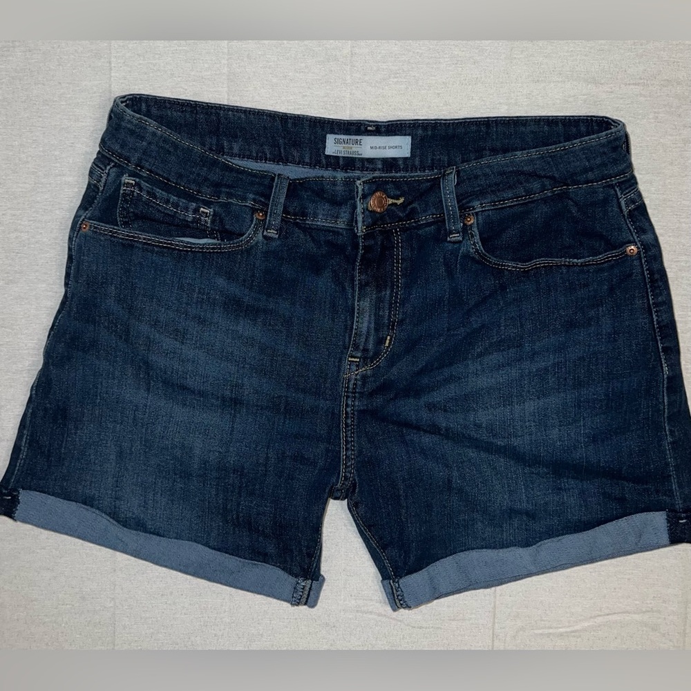 Signature Levi’s Women's Deep Indigo Jean Shorts